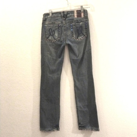 VNTG Marlow Original Blue Jeans Sz 26 3 Embellished Fancy Distress Straight Leg - Picture 2 of 16
